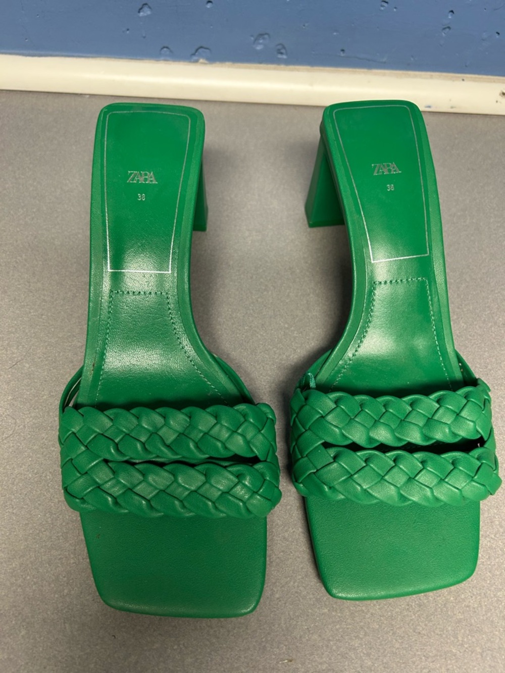 Zara Green Braided Square-Toe Block Heel Sandals - Picture 2 of 6